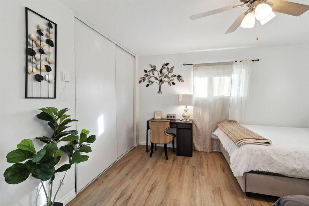 Modern City Ranch 3 Bdrm Family Home Access By Dirt Road Palmdale Zewnętrze zdjęcie